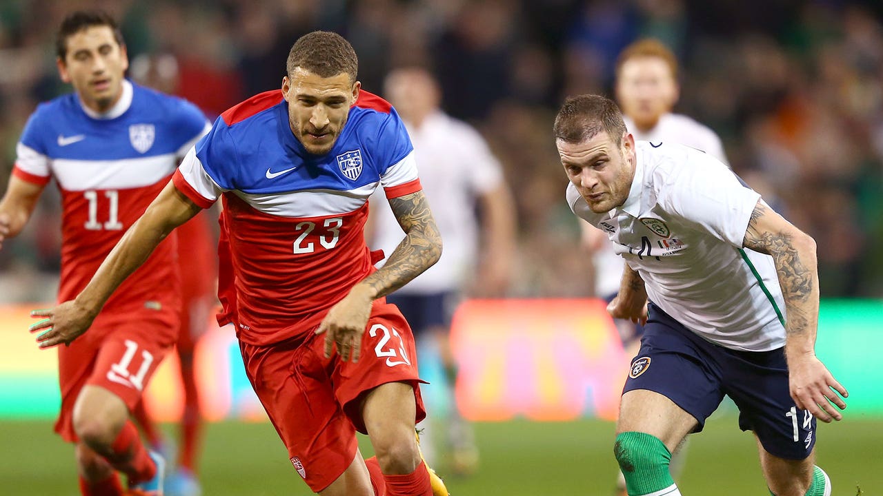Klinsmann urges United States players to copy Messi and Ronaldo